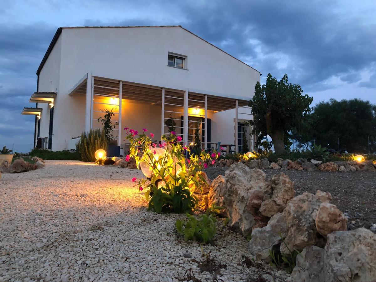 B&B Casa Del Faro Sanvallero Adults Only Portopalo Di Capo Passero Exterior foto